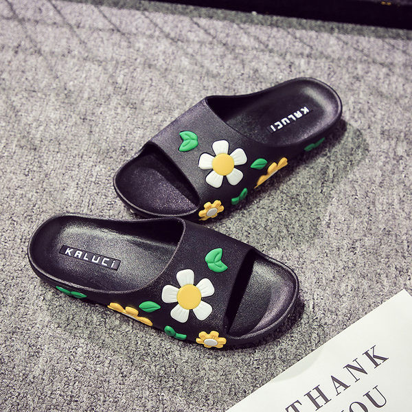 Pludmalei piemērotas sieviešu gumijas čības ar ziediem