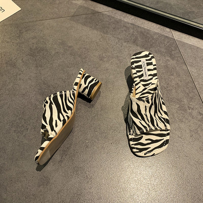 Sieviešu kvadrātveida čības no eko ādas ar augstu apaļu papēdi 6 cm