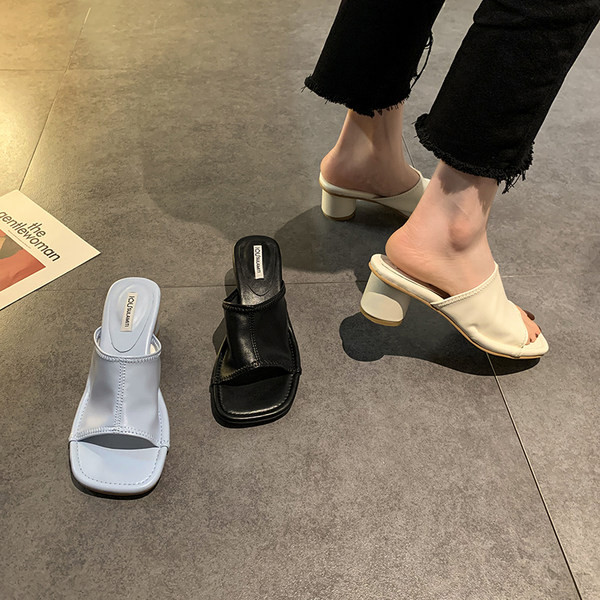 Sieviešu kvadrātveida čības no eko ādas ar augstu apaļu papēdi 6 cm