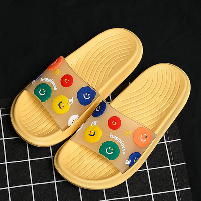 Ikdienas čības ar 3D elementiem - piemērotas pludmalei