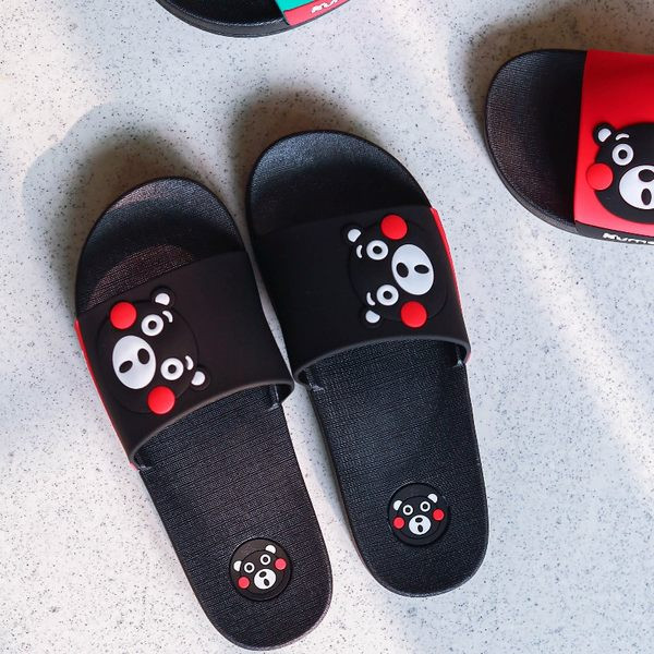 Sieviešu ikdienas čības ar metāla apdari un pērlēm