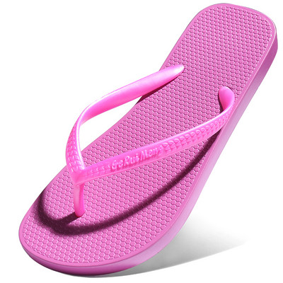 Sieviešu ikdienas čības ar plakanu zoli - divi modeļi