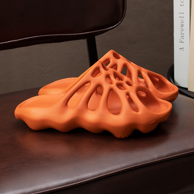 Pludmalei piemērotas sieviešu gumijas čības ar caurumiem