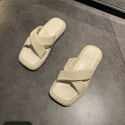 Καθημερινές παντόφλες με χοντρό πέλμα