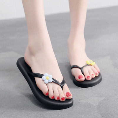 Jauns sieviešu flipu modelis, piemērots pludmalei