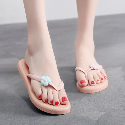 Jauns sieviešu flipu modelis, piemērots pludmalei