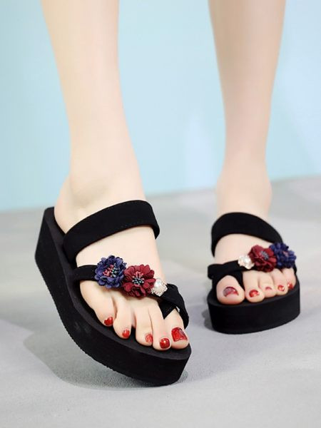 Jauna modeļa vasaras čības ar 3D ziediem