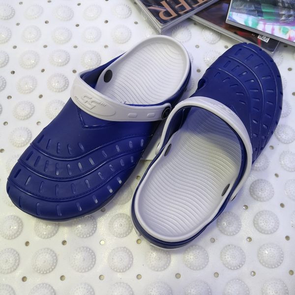 Sieviešu slēgtie kroksi, kas piemēroti pludmalei