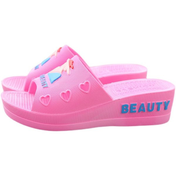 Sieviešu pludmales čības ar 3D aplikāciju un uzrakstu