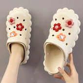 Ikdienas čības ar 3D ziediem