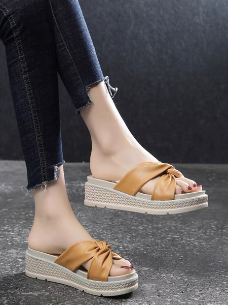 Ikdienas platformas čības ar krusteniskām siksnām no eko ādas