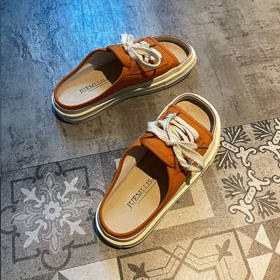 Παντόφλες casual με λουράκια από υφάσματα