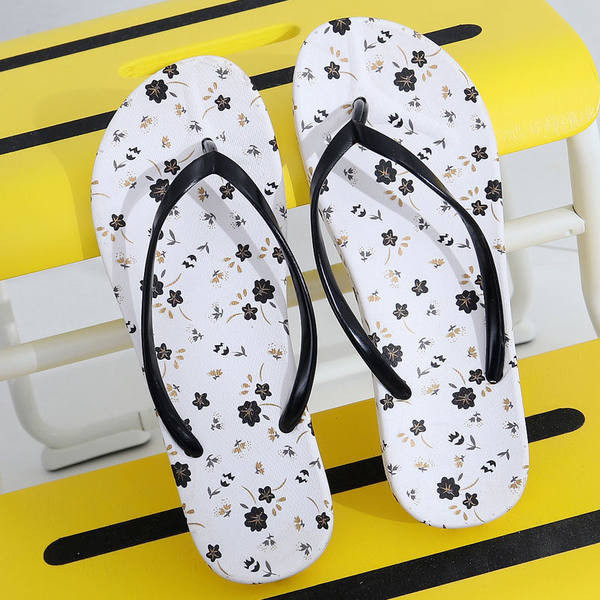 Sieviešu čības starp pirkstiem - vairākās krāsās