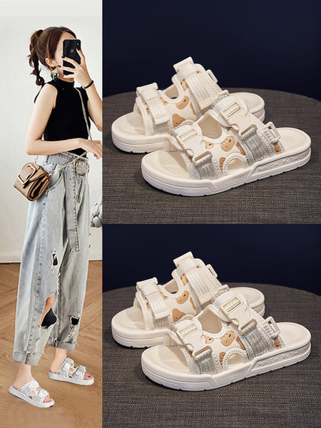 Ikdienas čības ar tekstila lencēm un plastmasas aizdarēm