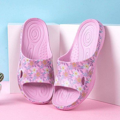 Ikdienas pludmales čības ar aplikācijām sievietēm