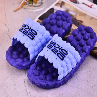 Sieviešu neslīdošas čības ar reljefu zoli