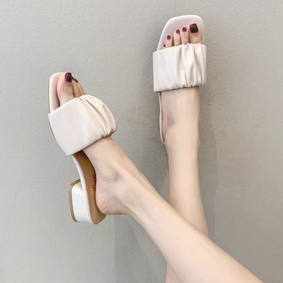 Модерни дамски чехли от еко кожа с ток