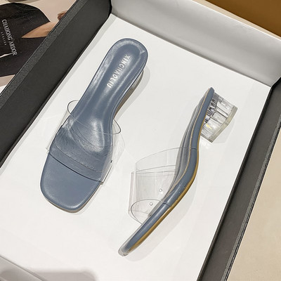 Stilīgs sieviešu papēžu čības tīrs modelis