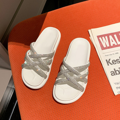 Sieviešu ikdienas čības ar lencēm