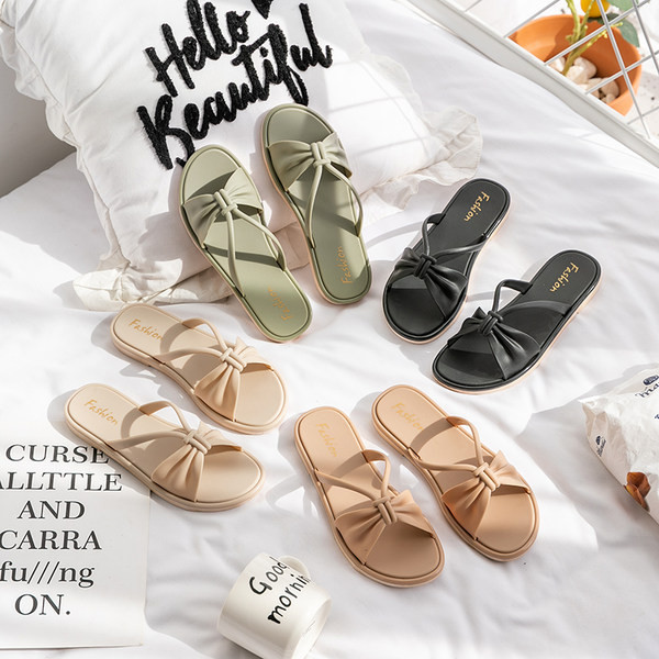 Jauns sieviešu čību modelis ar plakanu zoli - vairākās krāsās