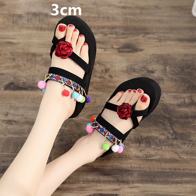 Jauns sieviešu čību modelis ar 3D elementu caur pirkstu