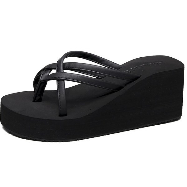 Ikdienas sieviešu čības pāri purngalam ar sakrustotām lencēm