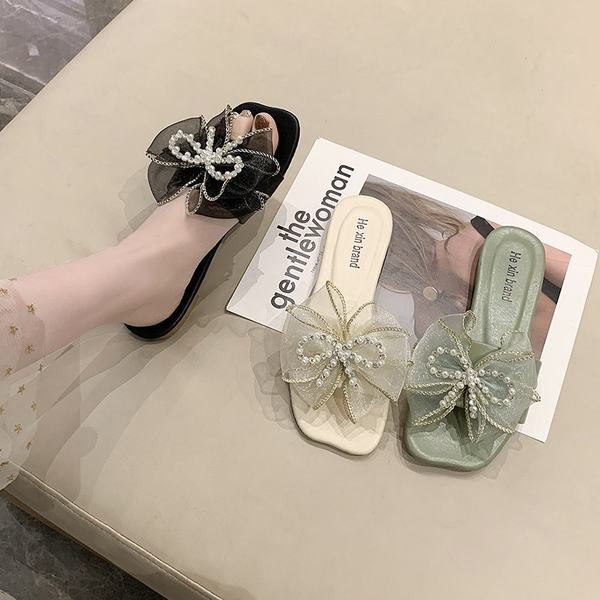 Stilīgas sieviešu čības ar lentīti un akmentiņiem