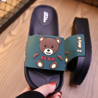 Ikdienas čības ar spīdīgu rotājumu