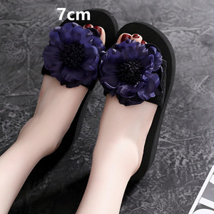 Jauns sieviešu čību modelis ar 3D elementu - vairākās krāsās