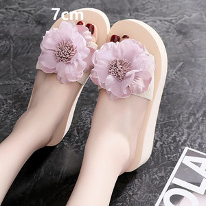 Jauns sieviešu čību modelis ar 3D elementu - vairākās krāsās