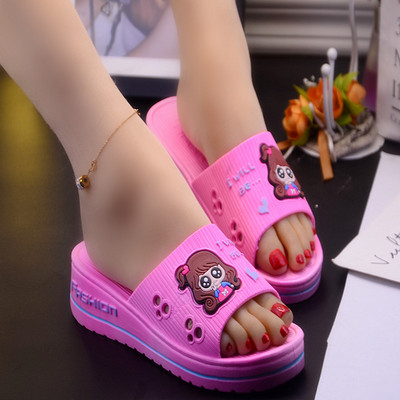 Ikdienas čības ar aplikāciju un platformu 5 cm