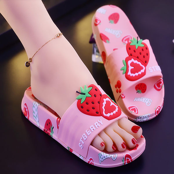 Ikdienas neslīdošās čības ar aplikācijām - divi modeļi