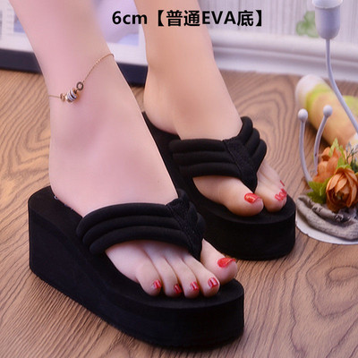 Modernas sieviešu platformas čības - divi modeļi