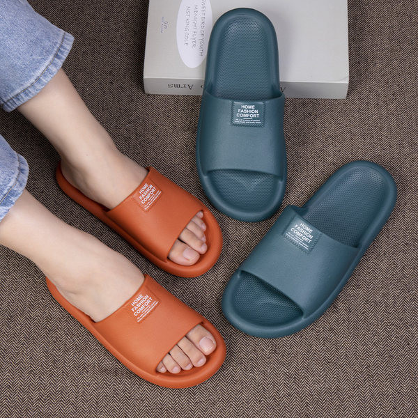 Gumijas vasaras čības ar uzrakstiem - unisex modelis