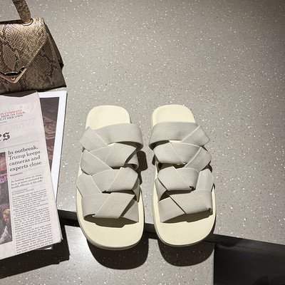 Pašreizējais sieviešu čību vienkrāsains modelis