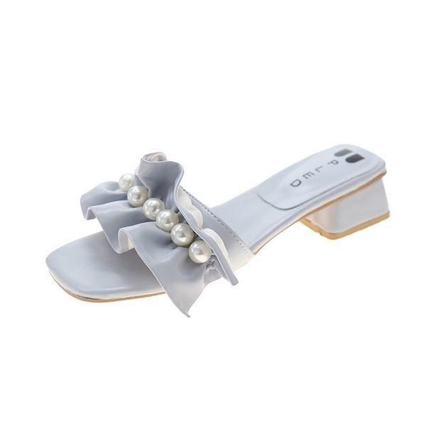 Stilīgas sieviešu čības ar papēžiem ar dekoratīvām pērlēm