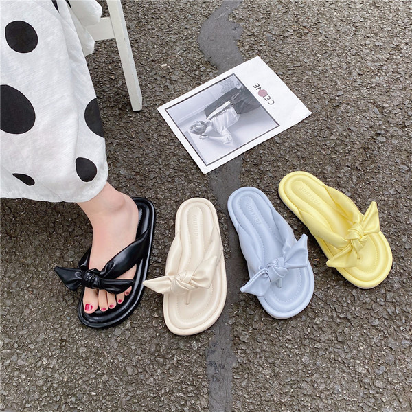 Sieviešu modernas čības starp pirkstiem ar lentīti