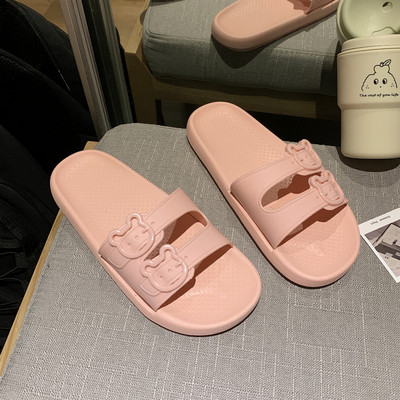 Sieviešu čības vienkāršs modelis, kas piemērots ikdienas lietošanai