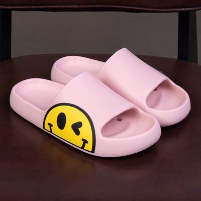 Ikdienas gumijas čības ar krāsainu emocijzīmi - unisex modelis