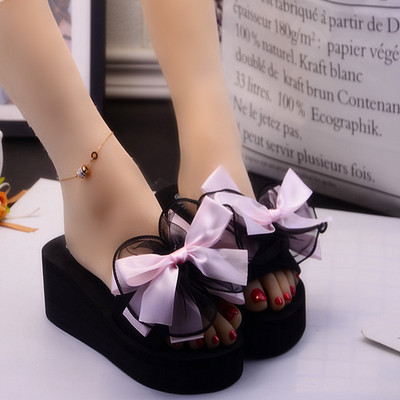 Модерни дамски чехли с панделка и тюл