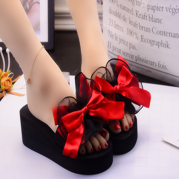 Модерни дамски чехли с панделка и тюл