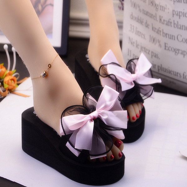 Модерни дамски чехли с панделка и тюл