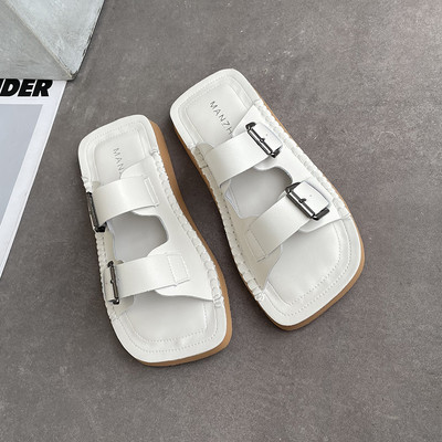 Sieviešu čības ar sprādzi parasts modelis