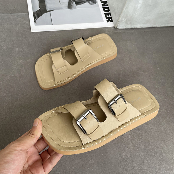 Sieviešu čības ar sprādzi parasts modelis