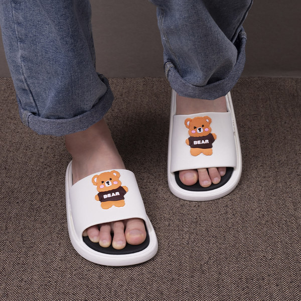 Unisex gumijas čības ar krāsu aplikāciju