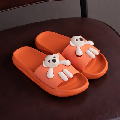 Παντόφλες από καουτσούκ με εφαρμογή 3D