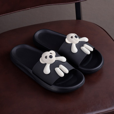 Παντόφλες από καουτσούκ με εφαρμογή 3D