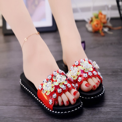 Sieviešu čības ar plakanām zolēm un pērlēm četrās krāsās