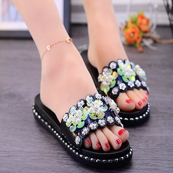 Sieviešu čības ar plakanām zolēm un pērlēm četrās krāsās