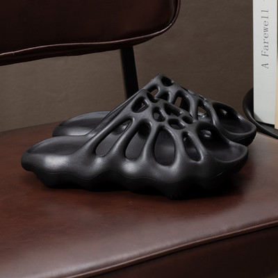 Gumijas čības ar raupju zoli